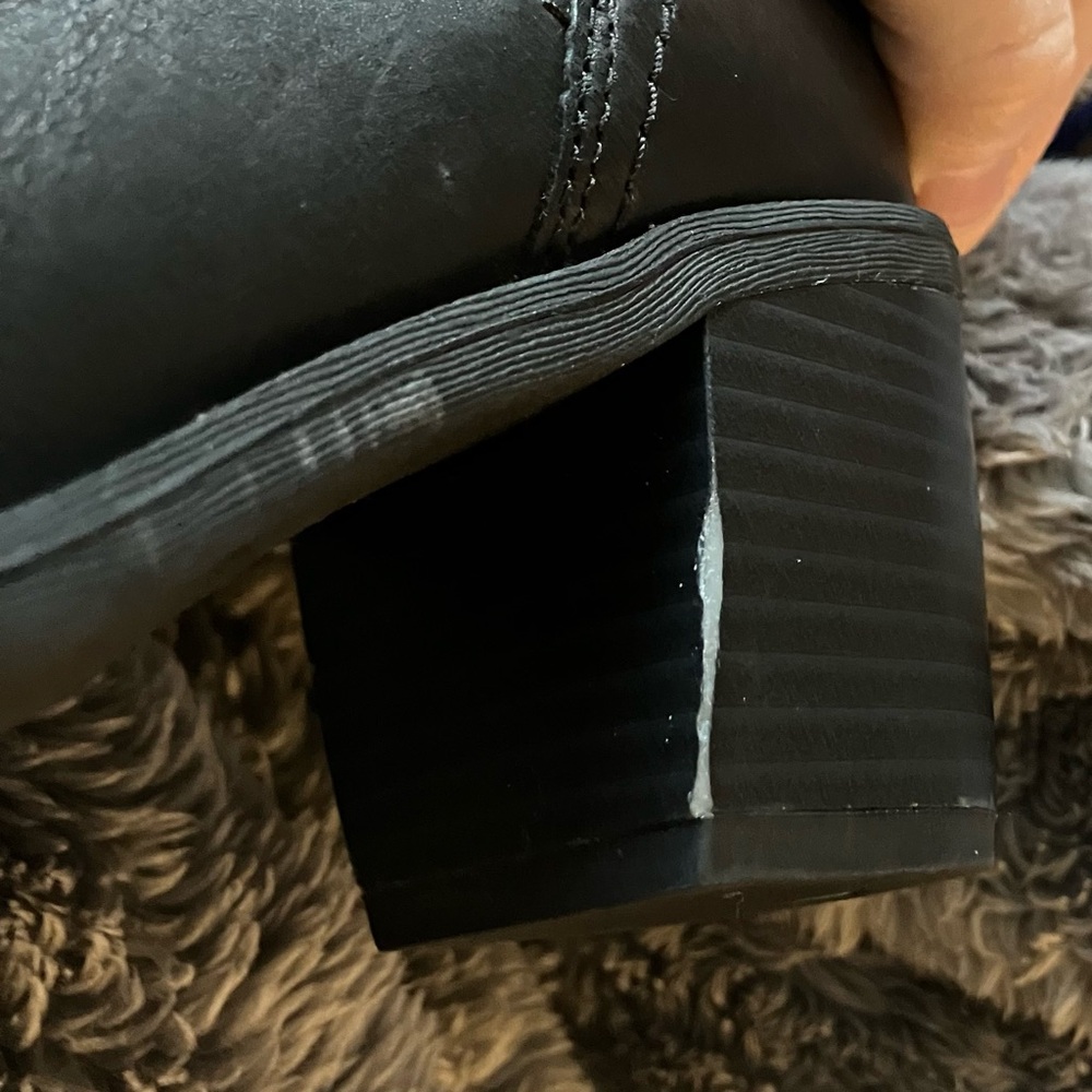 Timberland Black Leather Ankle Booties - Picture 7 of 10